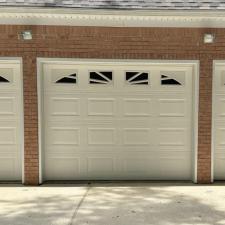 Exception-Quality-Garage-Door-Deoxidizing-Soft-washing-and-Painting-in-Daphne-AL 3